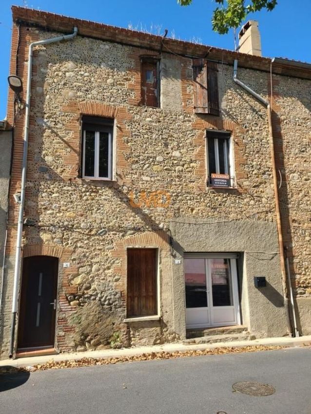 Image Façade à  maison de village de Canohès