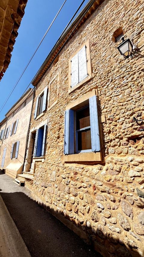Image Façade à  maison de village de Montouliers