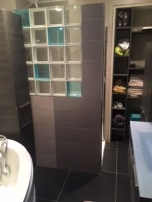 Image Salle de bains à appartement de Loos