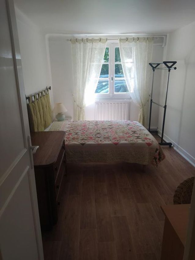 Image Chambre à appartement de Bourg-la-Reine