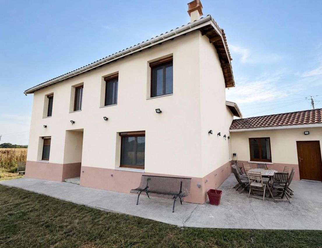 Image Façade à  maison individuelle de Morganx