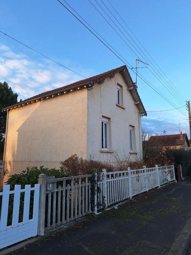 Image Façade à  maison individuelle de Vierzon