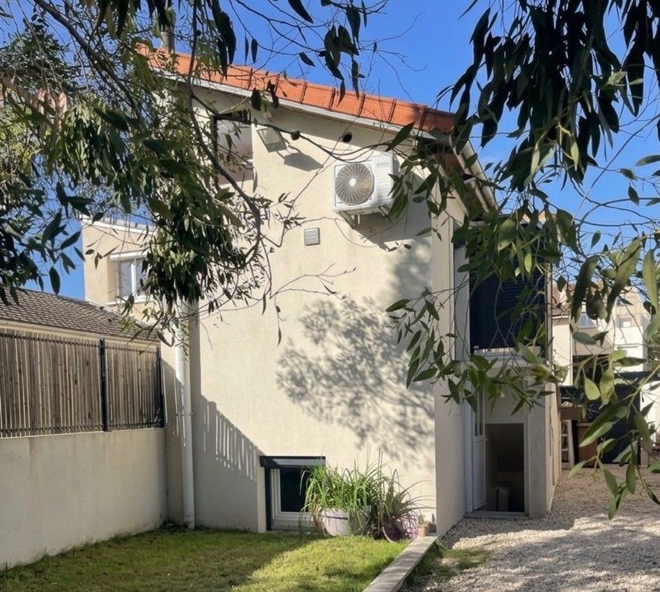 Image Façade à  maison individuelle de Houilles