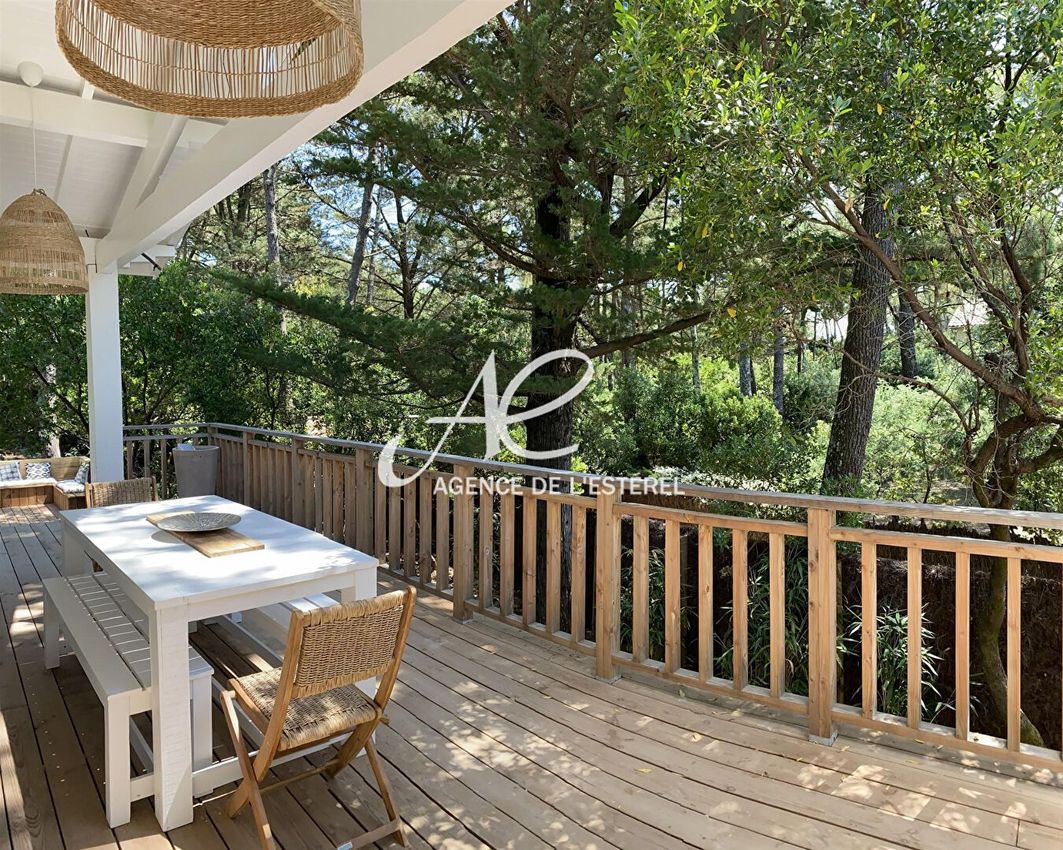 Image Terrasse à  villa de Lège-Cap-Ferret
