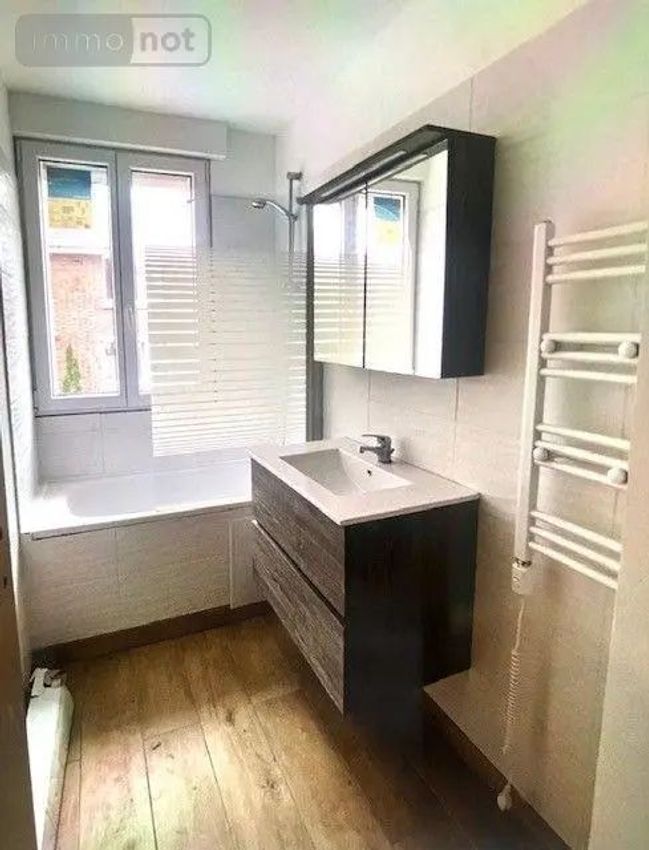 Image Salle de bains à  maison individuelle de Frévent