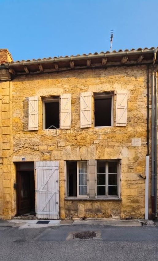 Image Vue à  maison de village de Monfort