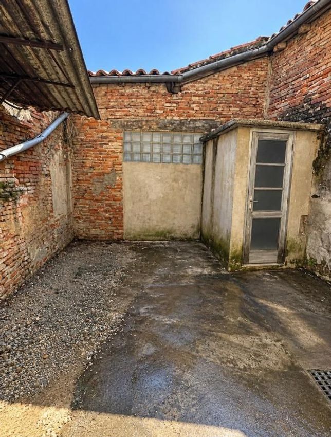 Image Façade à  maison individuelle de Grenade
