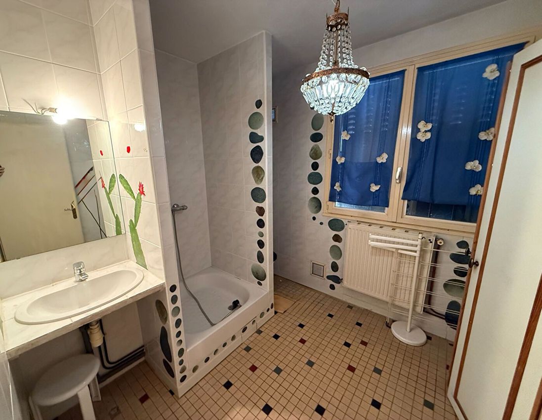 Image Salle de bains à  maison individuelle de Yzeure