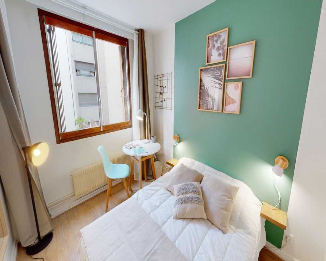 Image Chambre à appartement de Alleray Procession