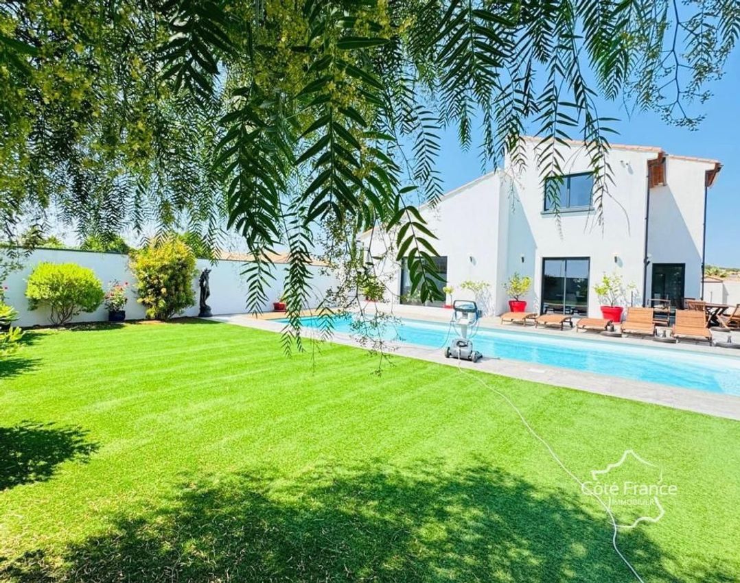 Image Piscine à  maison individuelle de Portiragnes
