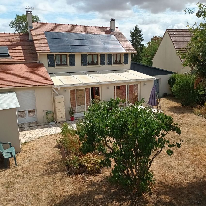 Image Façade à  maison mitoyenne de Dangers
