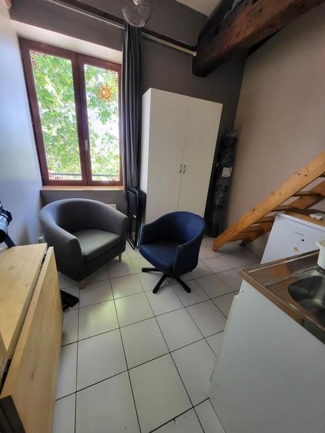 Image Salle de bains à studio de Lyon 5ème Arrondissement