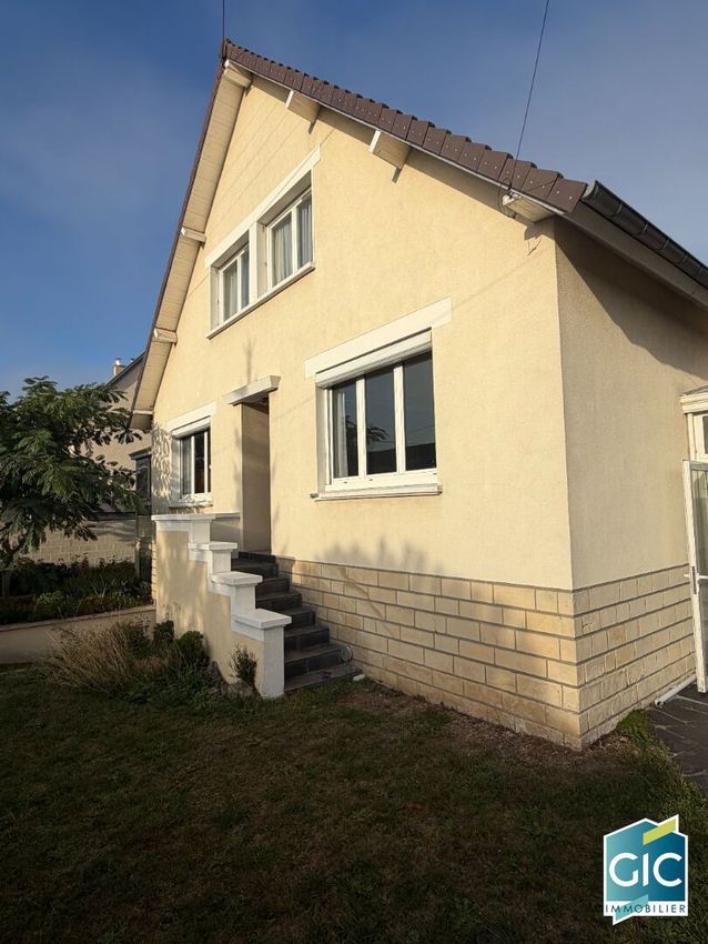 Image Façade à  maison individuelle de Mondeville