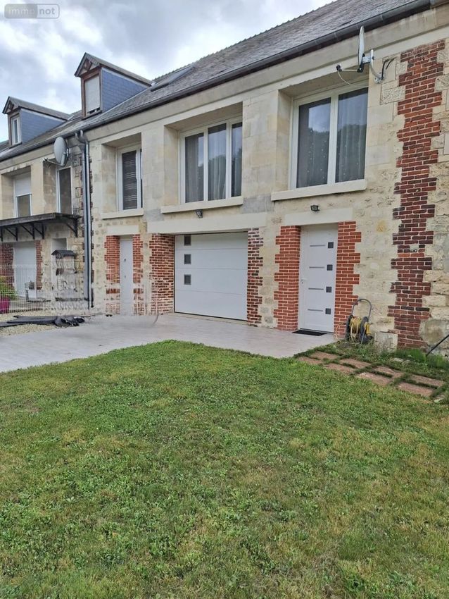 Image Façade à  maison individuelle de Nanteuil-la-Fosse