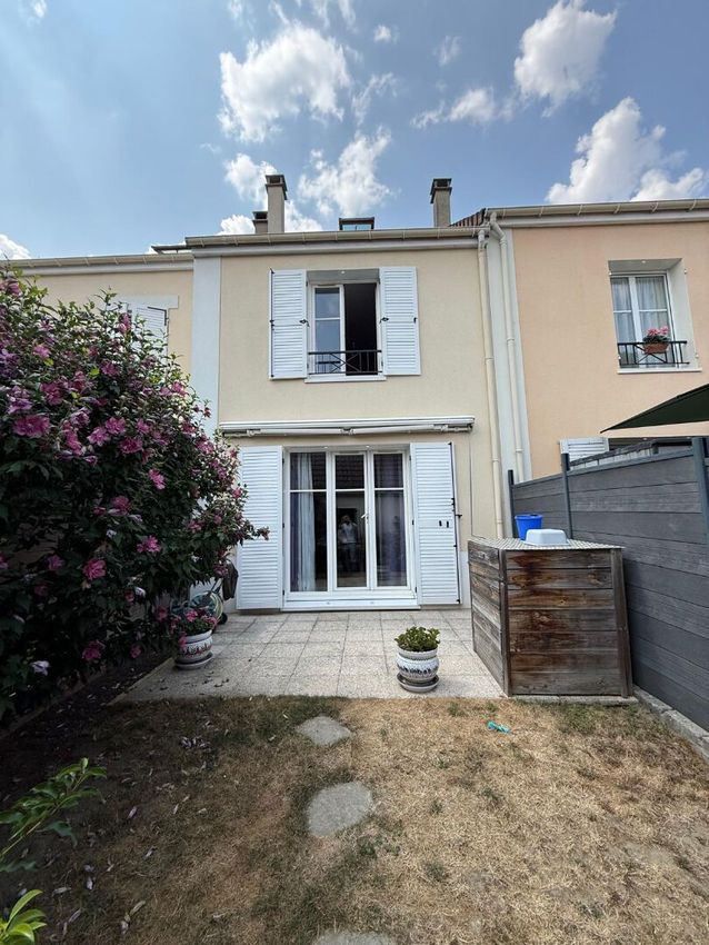 Image Façade à  maison individuelle de Le Plessis-Bouchard