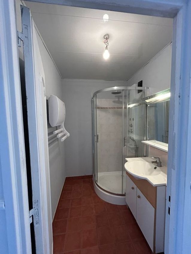 Image Salle de bains à appartement de Allonnes