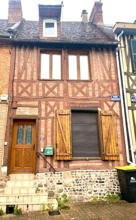 Image Vue à  maison mitoyenne de Saint-Saëns