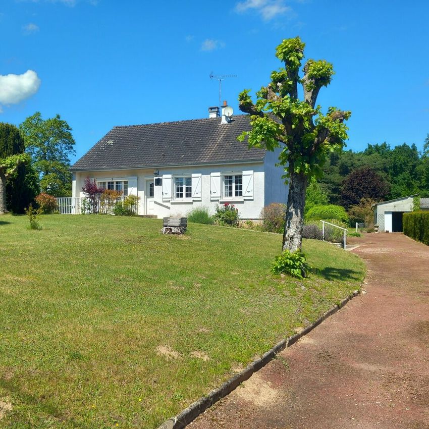 Image Façade à  maison individuelle de Poligny