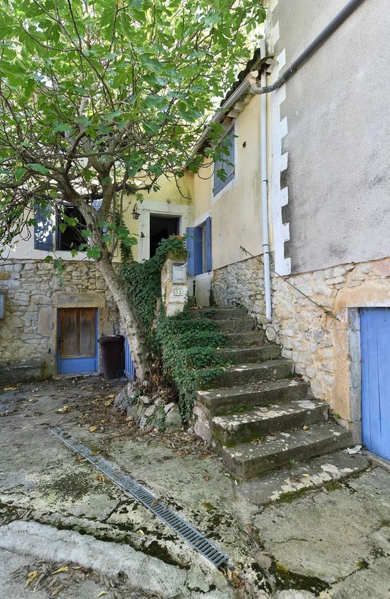 Image Façade à  maison de village de Aigaliers