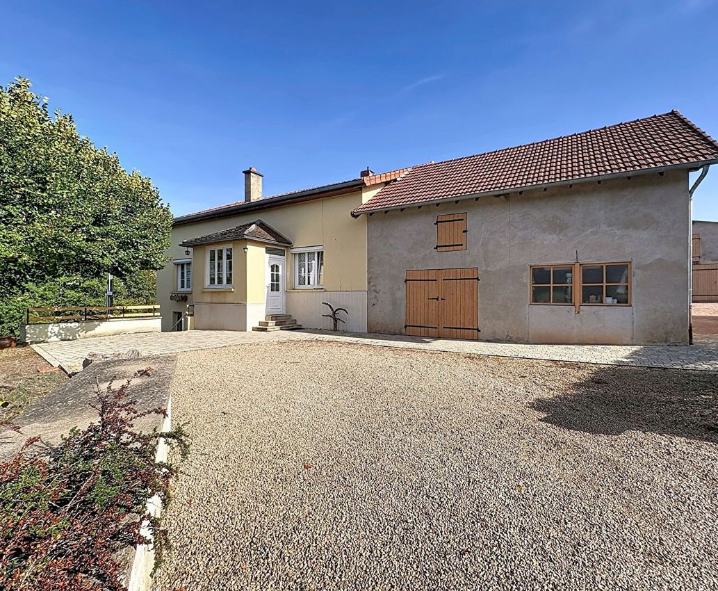 Image Façade à  maison individuelle de Ozolles
