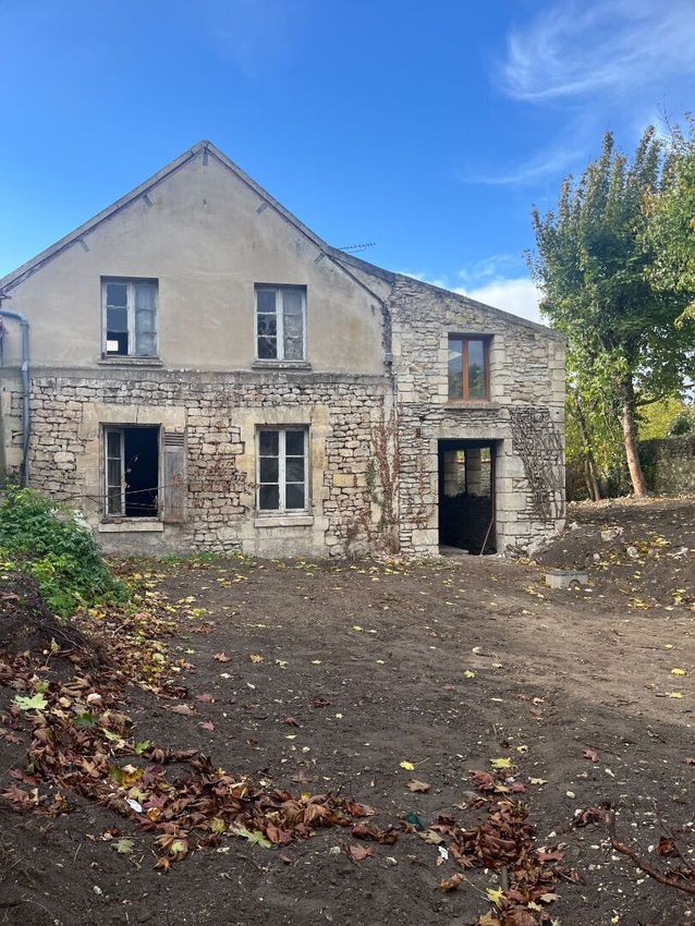 Image Façade à  maison mitoyenne de Vineuil-Saint-Firmin