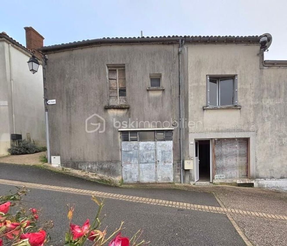 Image Façade à  maison mitoyenne de Le Busseau