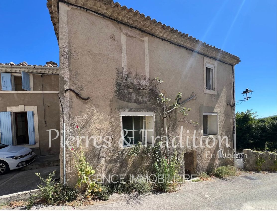 Image Façade à  maison de village de Castellet-en-Luberon