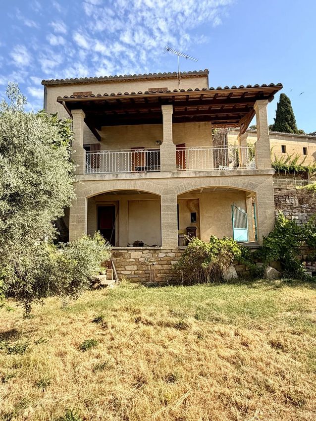 Image Façade à  maison de village de Serviers-et-Labaume