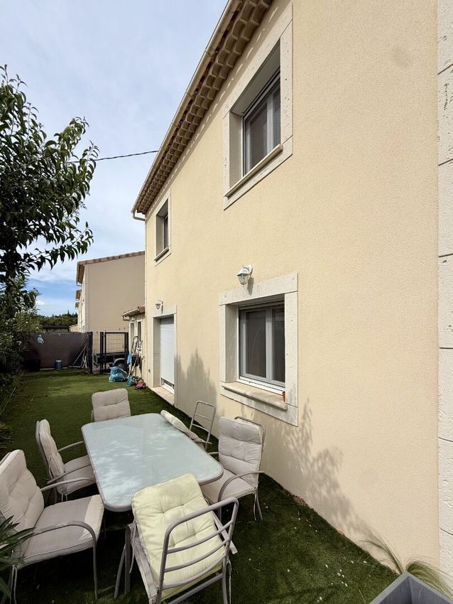 Image Façade à  maison individuelle de Plan-d'Orgon