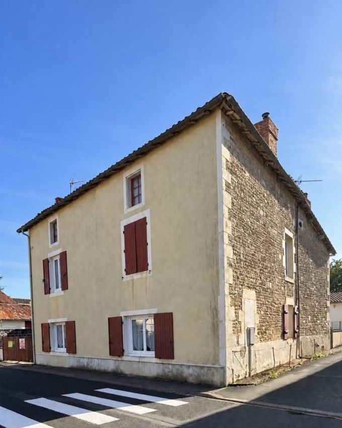Image Façade à  maison individuelle de Sauzé-Vaussais