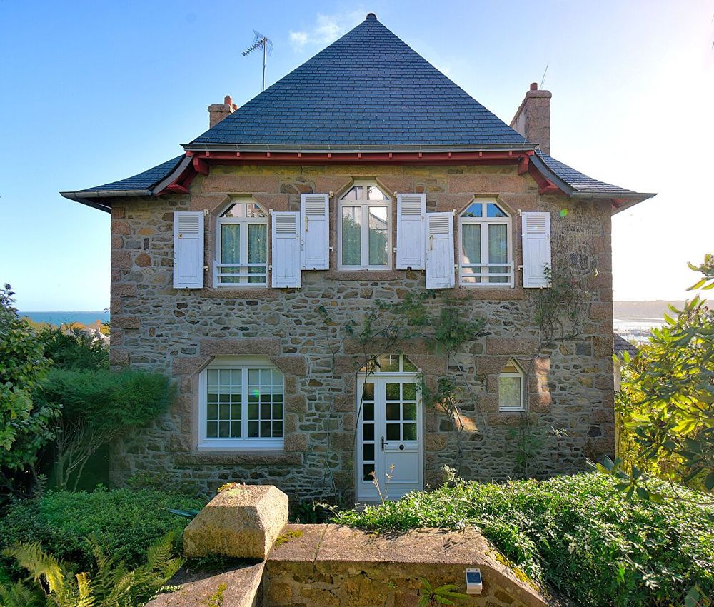 Image Façade à  manoir de Perros-Guirec