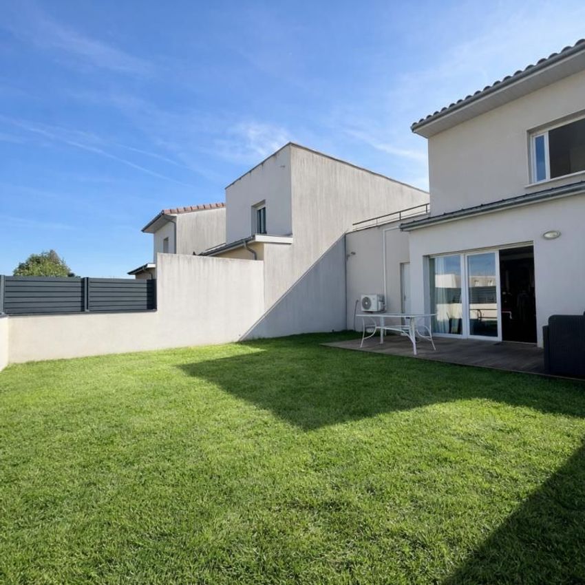 Image Façade à  maison individuelle de Plaisance-du-Touch
