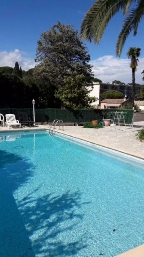 Image Piscine à studio de Cagnes-sur-Mer