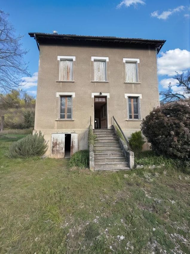 Image Façade à  maison individuelle de Chatte