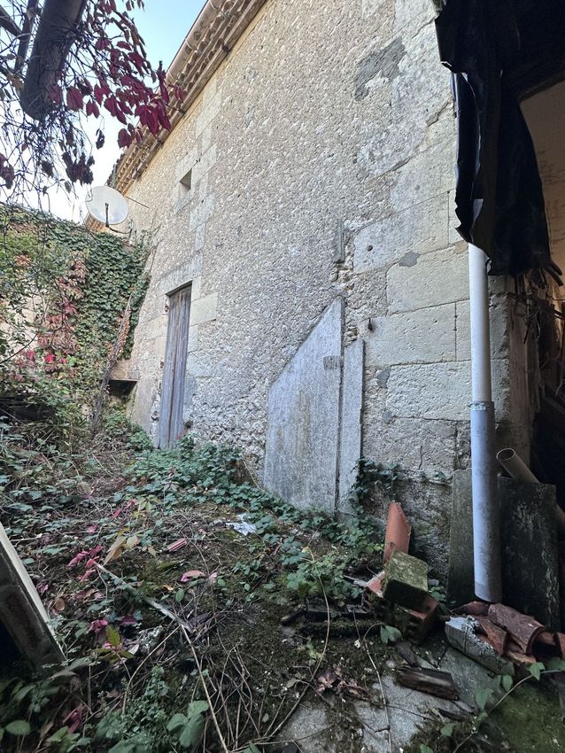 Image Façade à  maison individuelle de Saint Aulaye-Puymangou