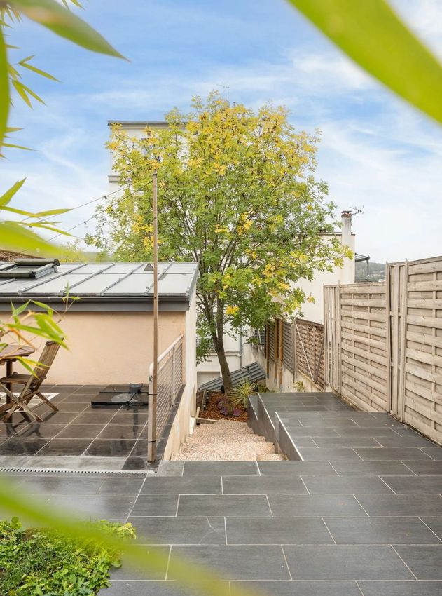 Image Terrasse à  maison individuelle de Sèvres