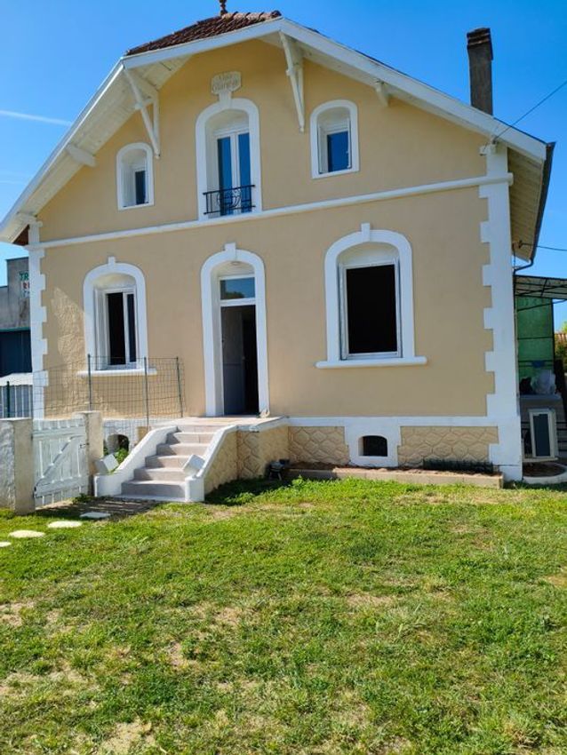 Image Façade à  maison individuelle de Bergerac