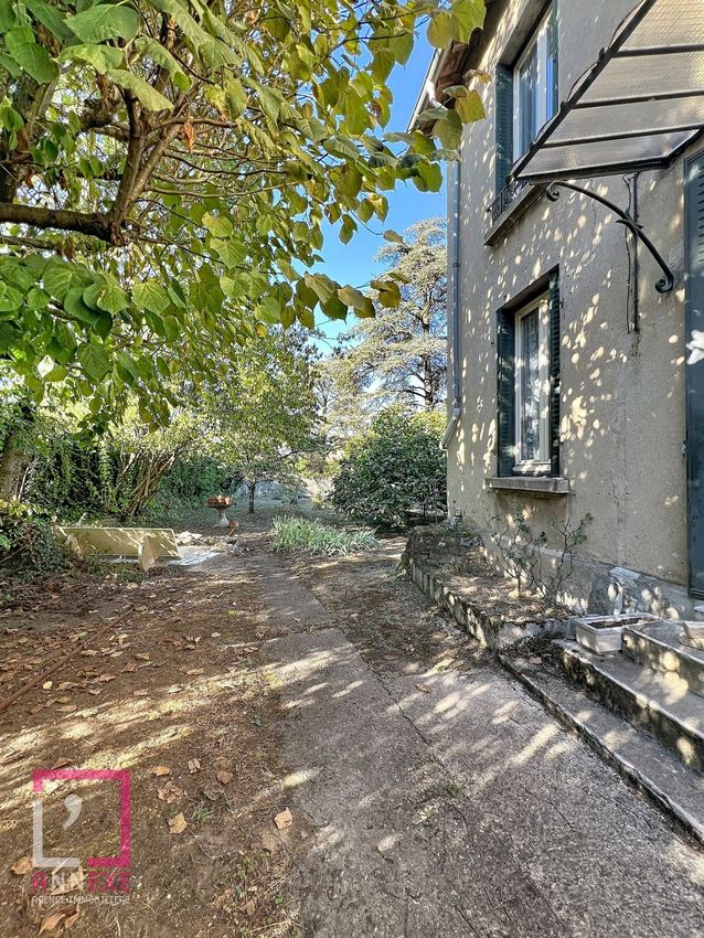 Image Façade à  maison individuelle de Sathonay-Camp