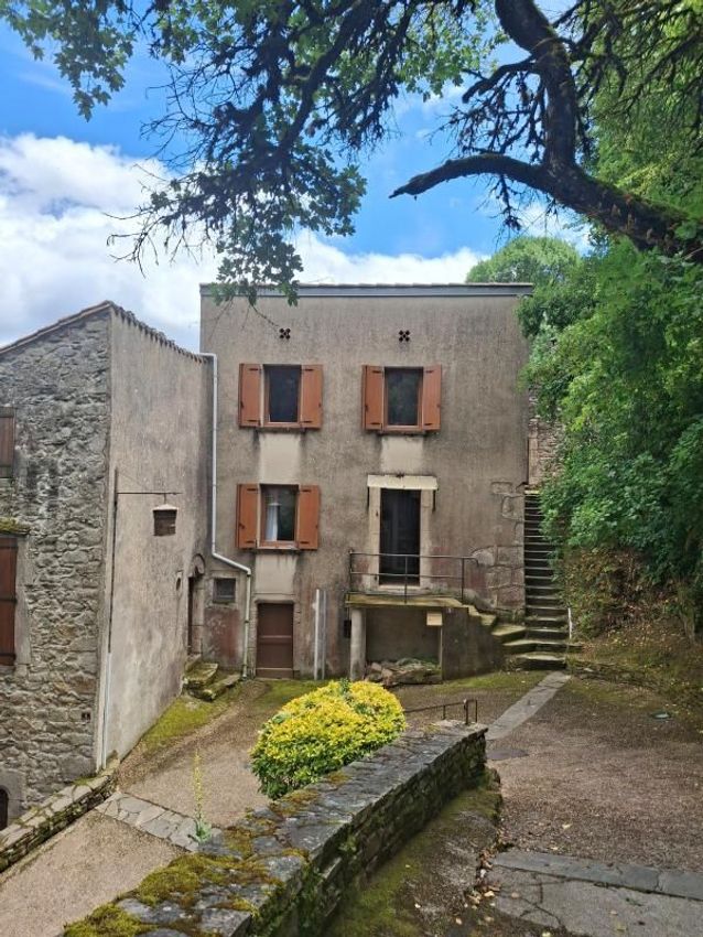 Image Façade à  maison mitoyenne de Aussillon
