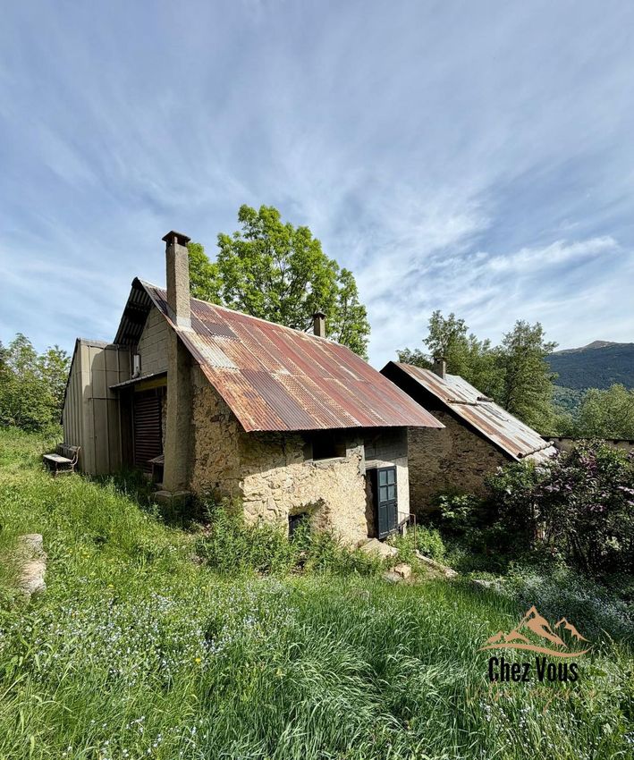 Image Façade à  maison individuelle de Saint-Chaffrey