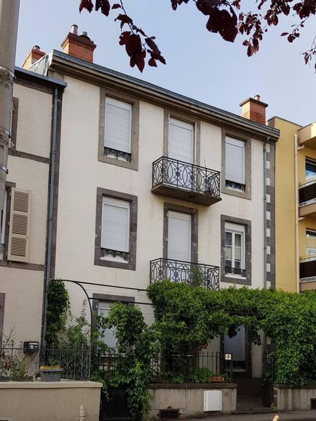 Image Façade à appartement de Royat