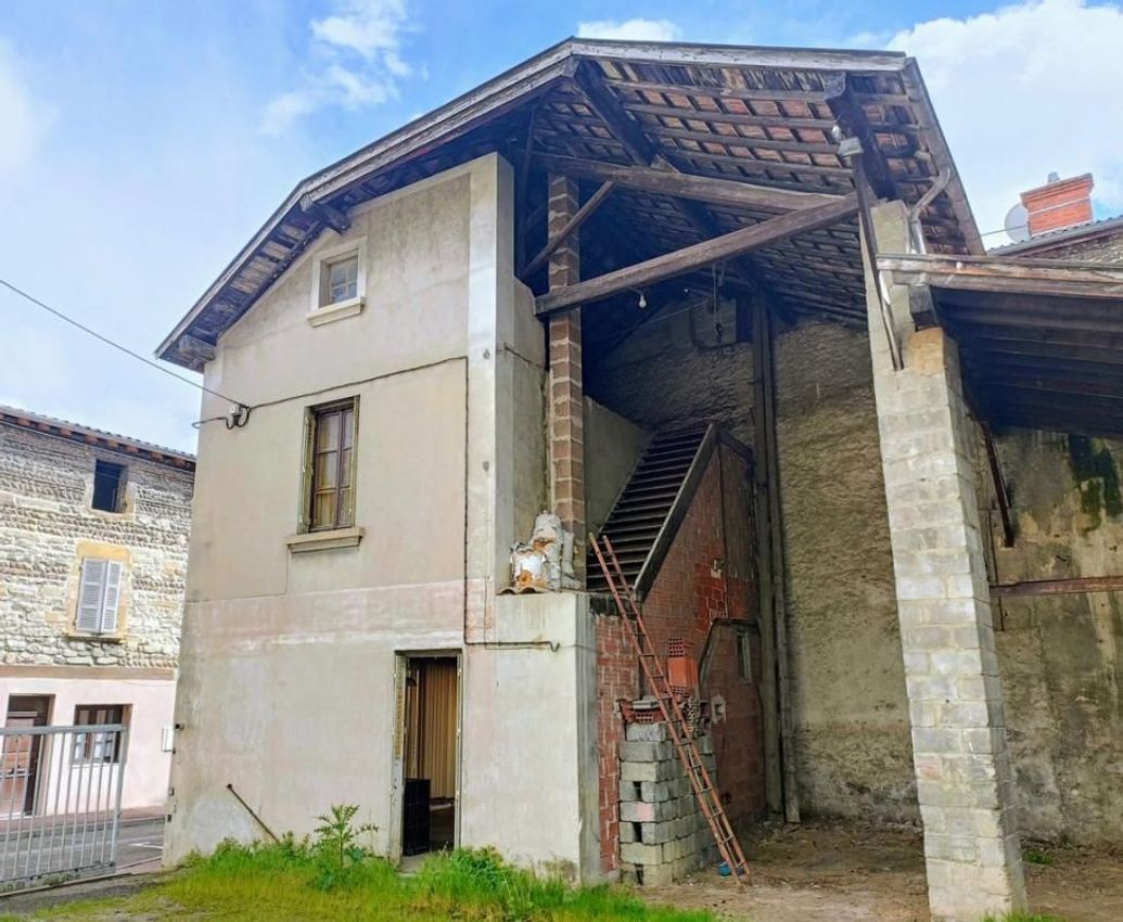 Image Façade à  maison individuelle de Roussillon