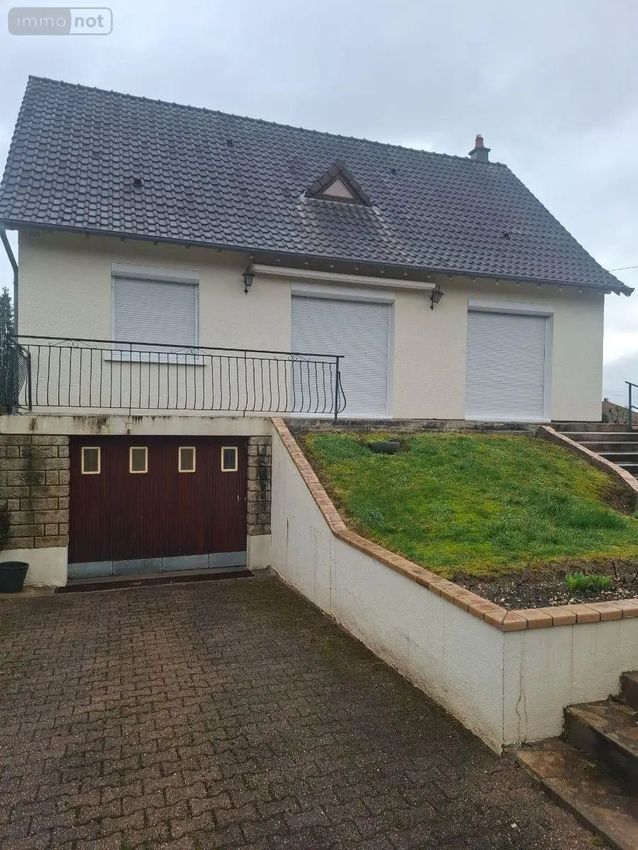 Image Façade à  maison individuelle de Fussy
