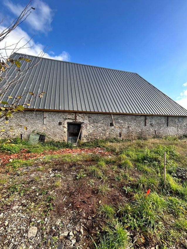 Image de terrain à Arpajon-sur-Cère