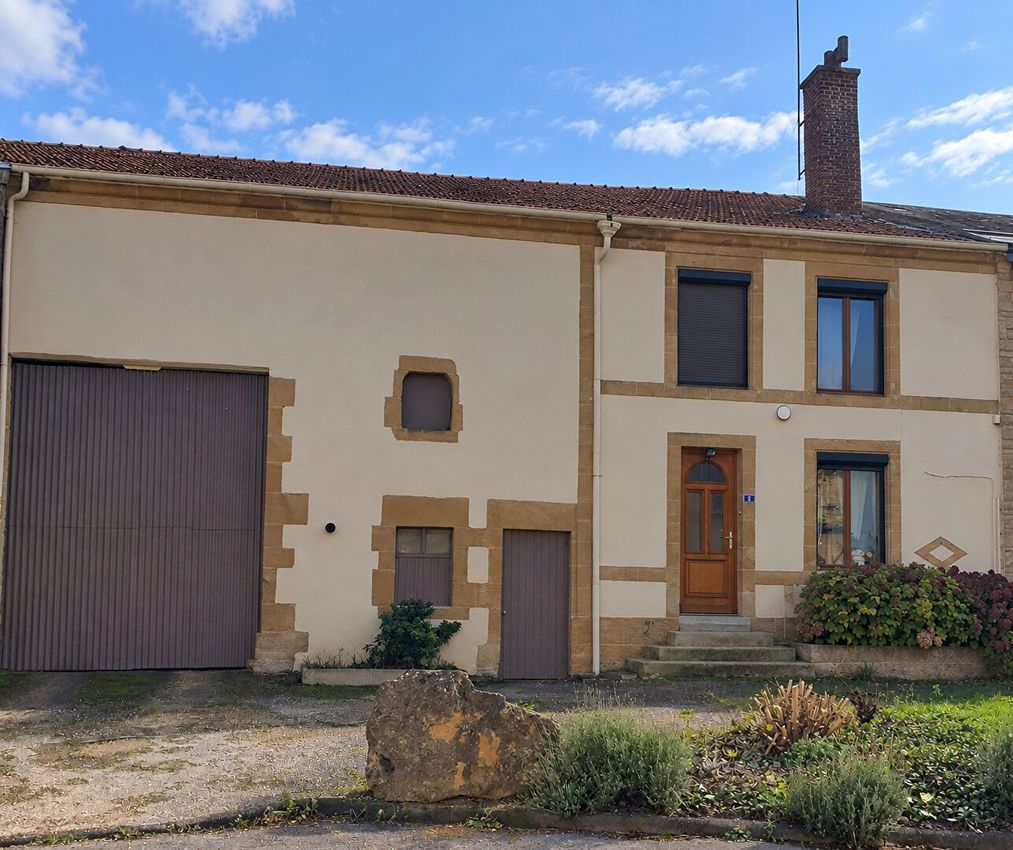 Image Façade à  maison individuelle de Chémery-Chéhéry