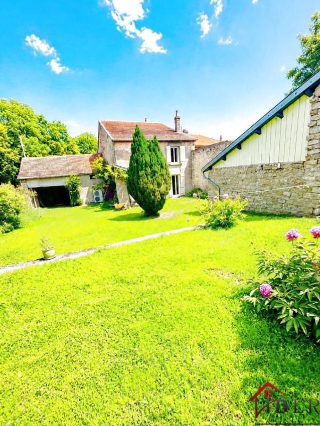 Image Jardin à  maison individuelle de Bourbonne-les-Bains