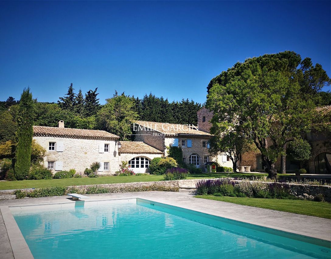 Image Piscine à  manoir de Réauville
