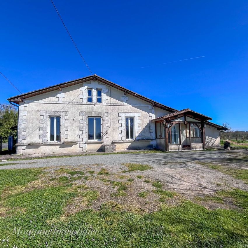Image Façade à  maison individuelle de Eygurande-et-Gardedeuil