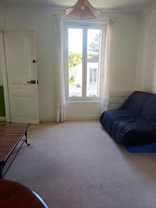 Image Chambre à appartement de Chaville