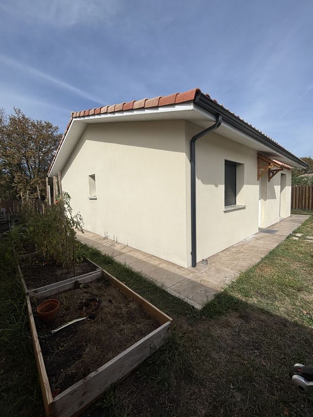 Image Façade à  maison individuelle de Salles